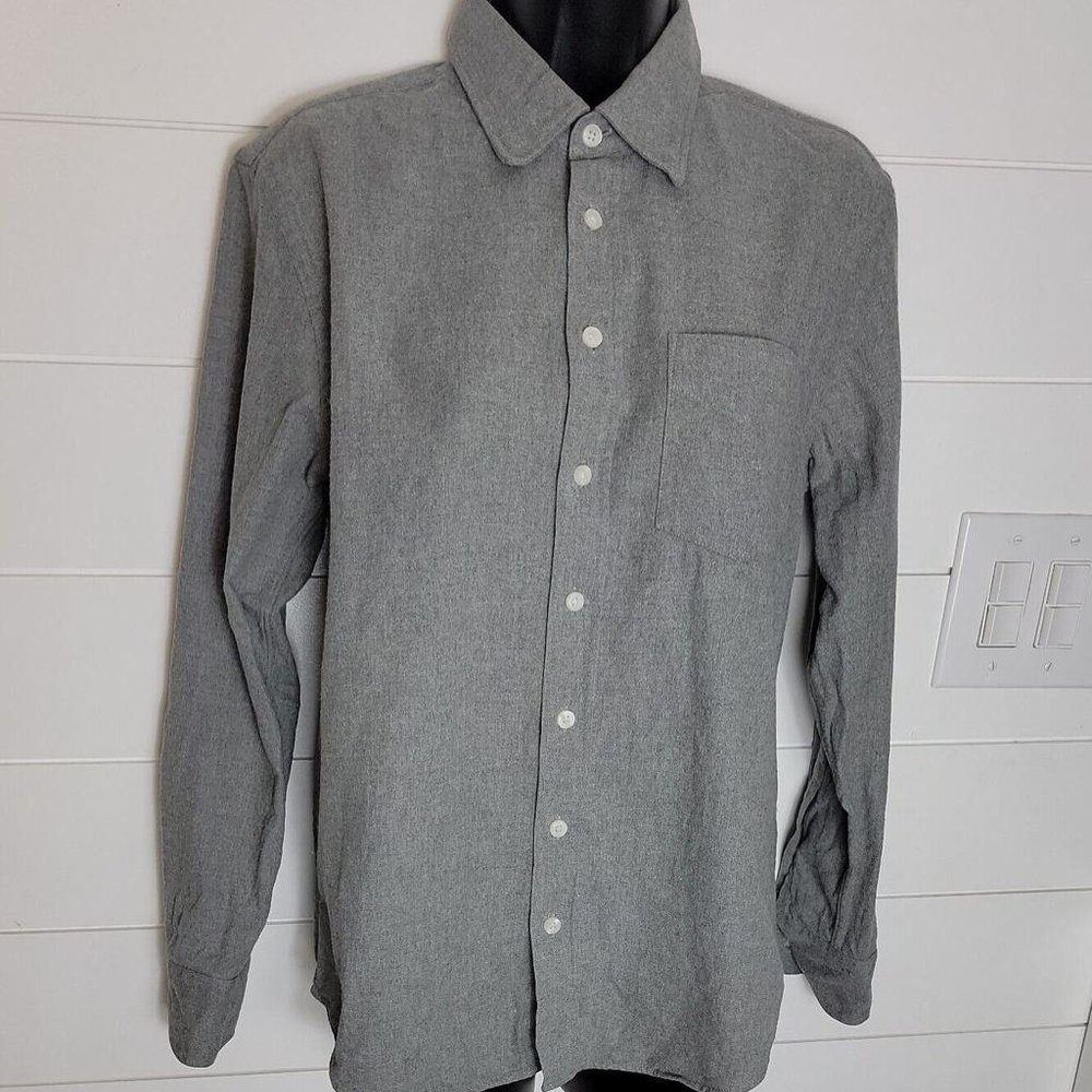 Everlane mens Thick Gray Button Up Size XS